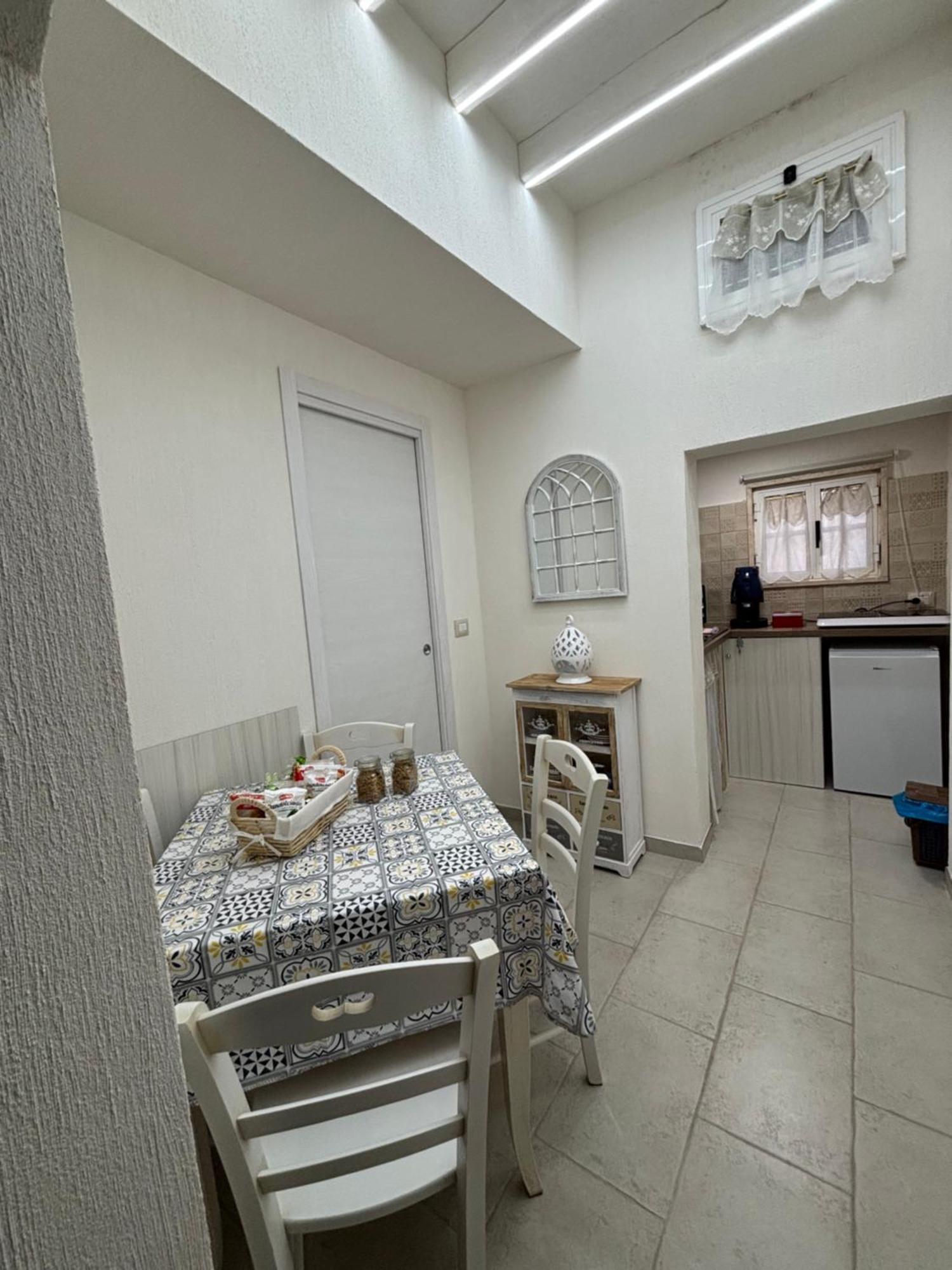 Suite Cavour Luxury Home 塔兰托 外观 照片